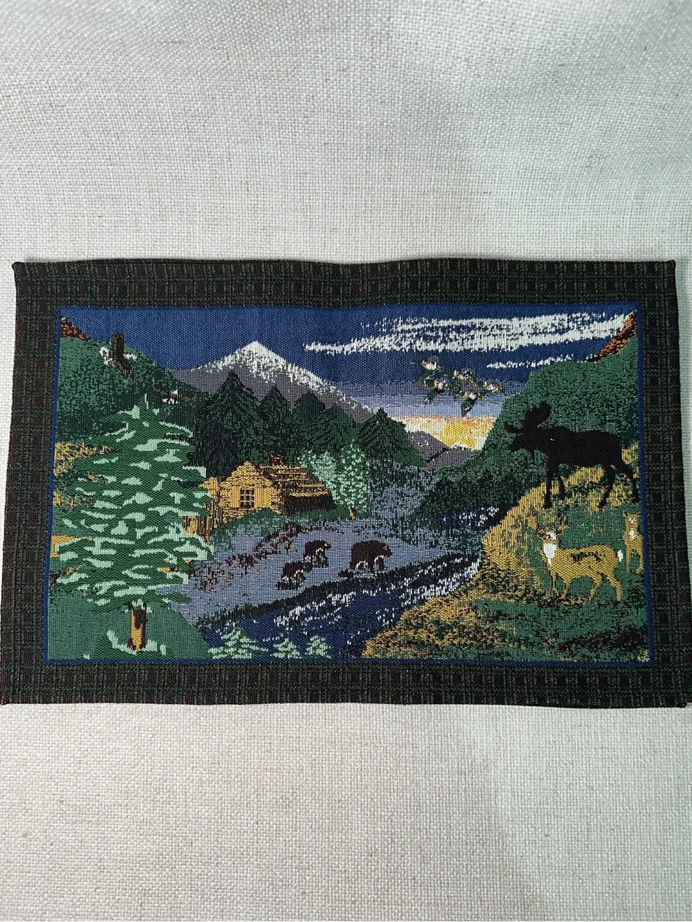 NWT 2 Tapestry Wildlife Bears Placemats 19x13 Cabin Rustic Countrycore